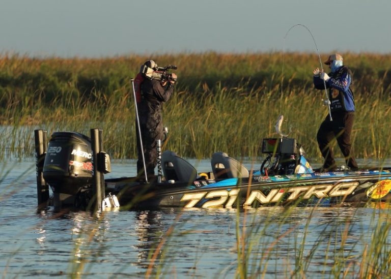 Bass Fishing Heating Up As Bassmaster Elite Series Descends On Mississippi River