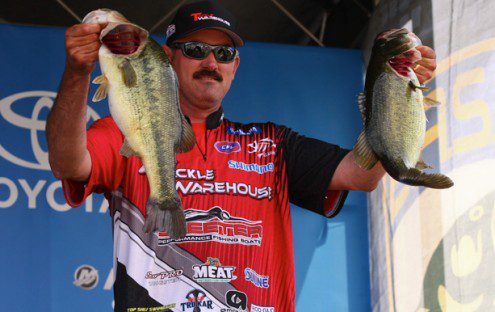 California dreamin' in Louisiana Bassmaster Elite Pro Jared Lintner takes early lead on the Bend