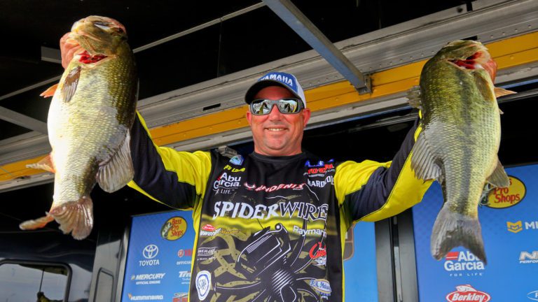 Bobby Lane Grabs Lead At Bassmaster Eastern Open On Lake Champlain