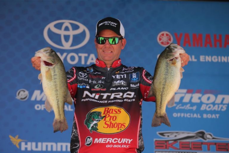 Kevin VanDam Takes Over Top Spot At Bassmaster Elite On Grand Lake