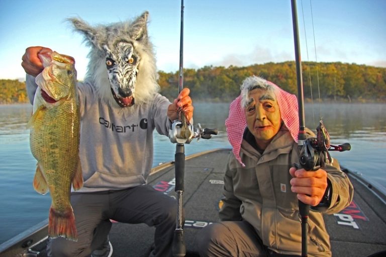 Lee Brothers Choose One Treat Each for Tricking Halloween Largemouth