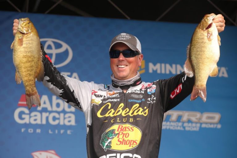 Walker Takes Lead Heading Into Championship Sunday At St. Lawrence Bassmaster Elite