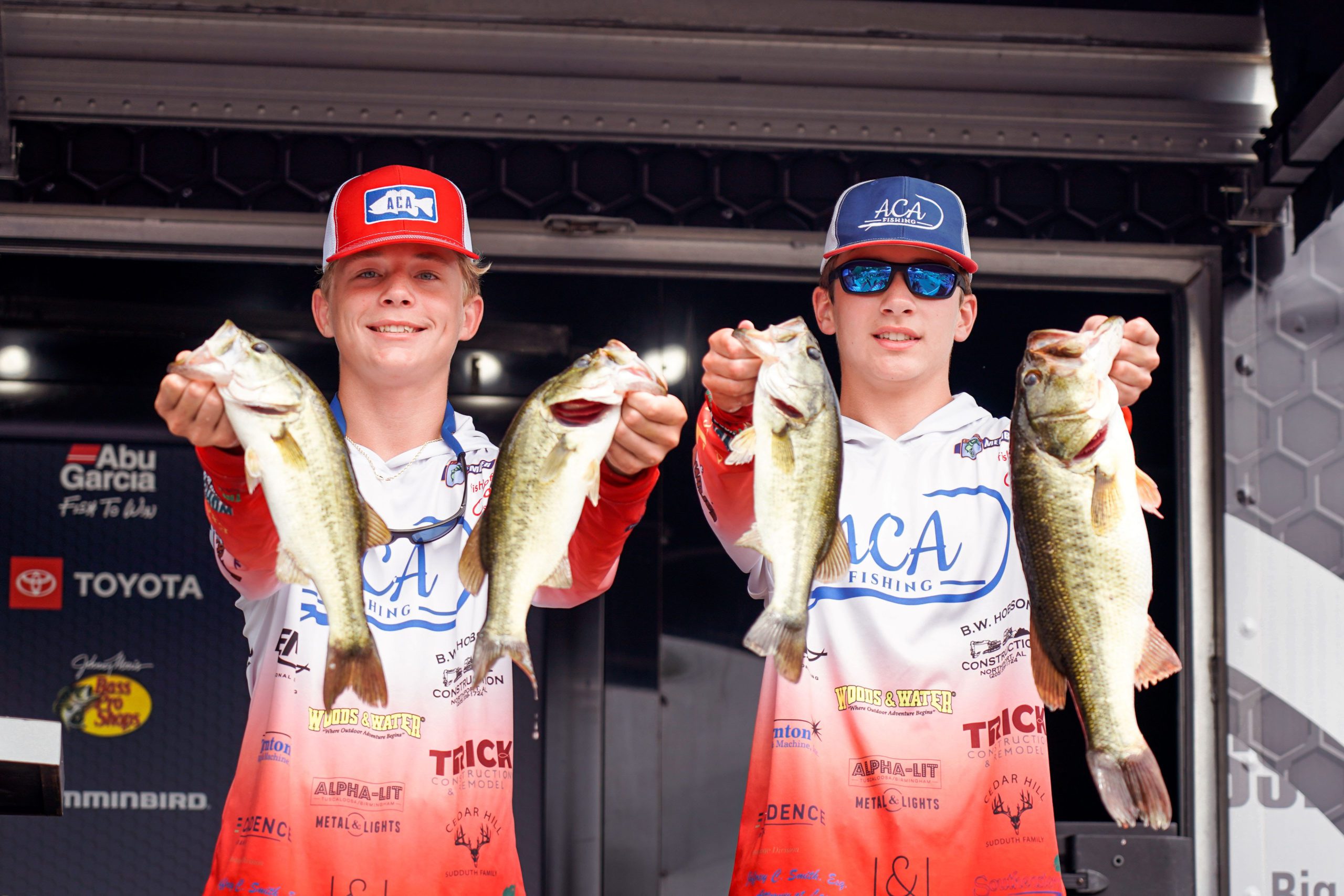 Gordon, Deason Capitalize On Early Opportunity For Junior National Championship Lead