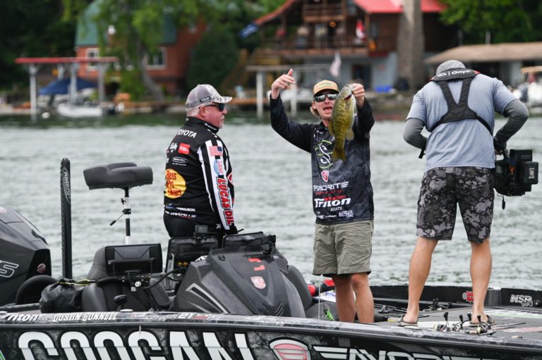 Connell Cruises in Knockout Round, Final 10 Set at MLF Bass Pro Tour Fox Rent A Car Stage Six at Cayuga Lake Presented by Googan Baits