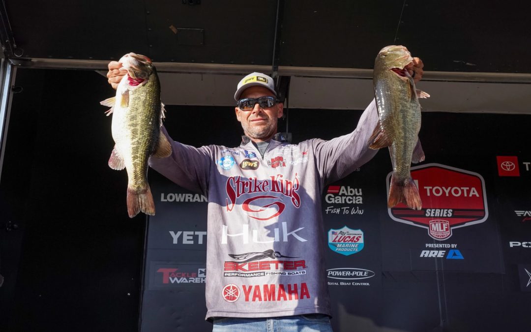 Todd Castledine Leads Day One of the Toyota Series Championship Presented by A.R.E. on Lake Guntersville