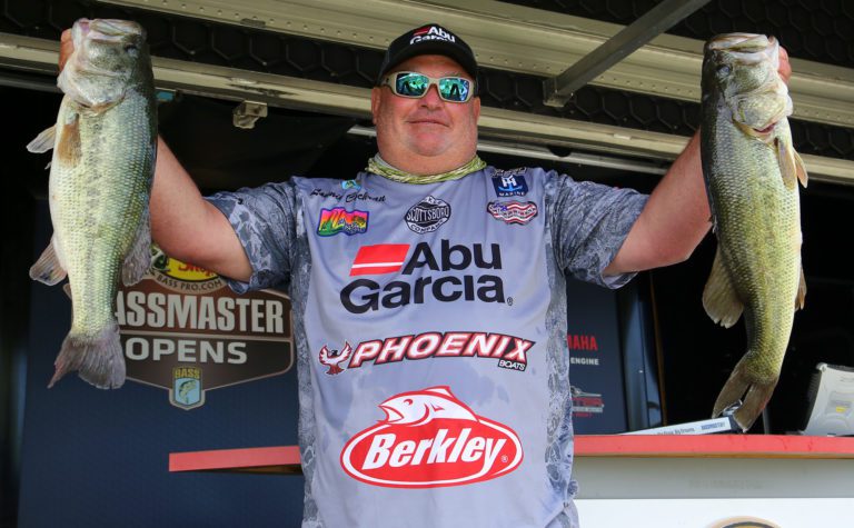 Cochran Leverages Early Start For Day 2 Lead At Bassmaster Open On Pickwick