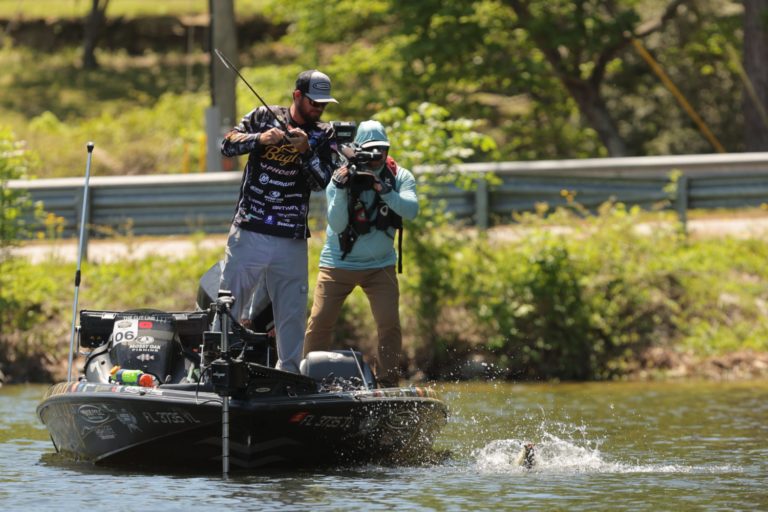 Catch live coverage of the Bassmaster Elite at Lay Lake