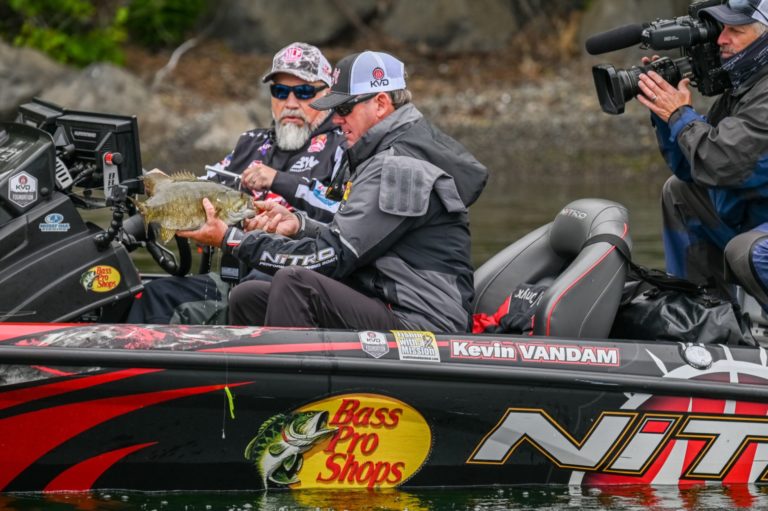 VanDam Cruises to Qualifying Round Win at Favorite Fishing Stage Five on Cayuga Lake