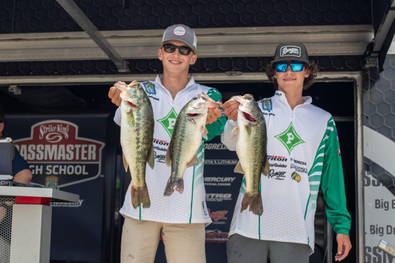 Georgia’s Richards and Goforth spring from seventh place into the lead at Bassmaster High School Championship on Lake Hartwell