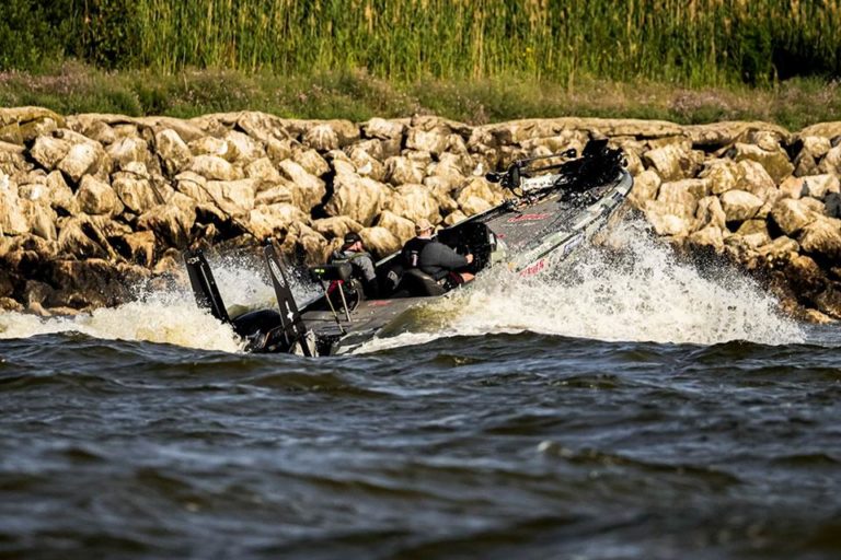 Walters Whacks Them Again at Saginaw Bay, Extends Lead