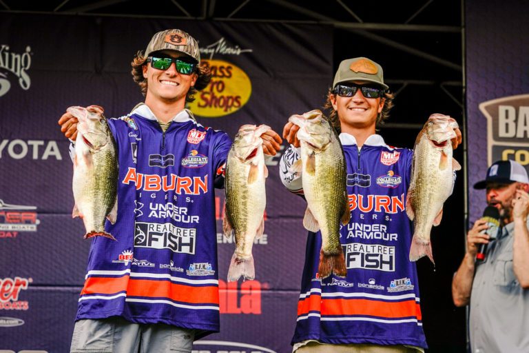 Auburn duo maximizes offshore bites to take Day 1 lead at Bassmaster College Series Championship on Pickwick Lake