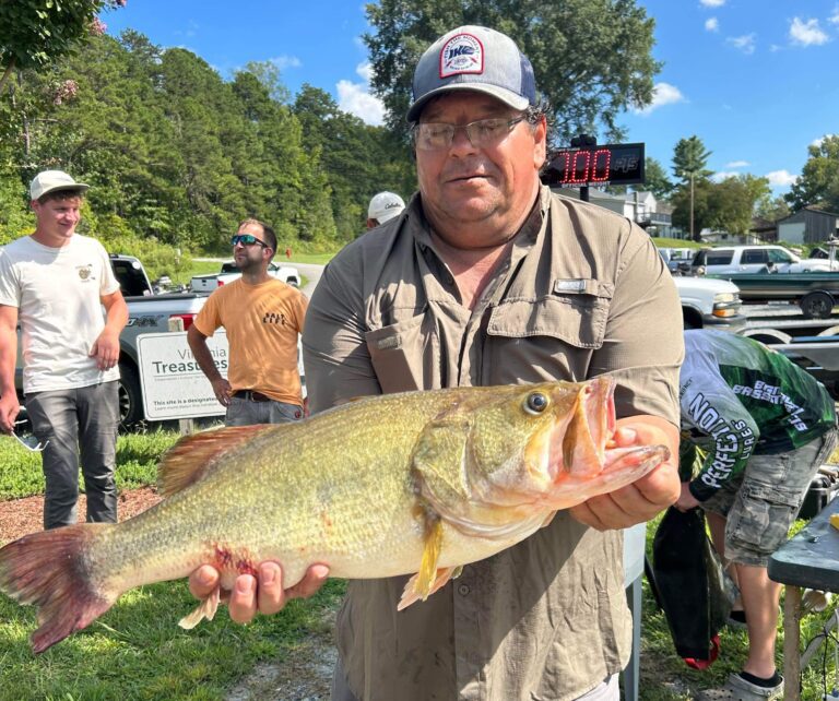 Buddy Boas Secures the Win On Banister River with a 9.68 lb Citation Large Mouth