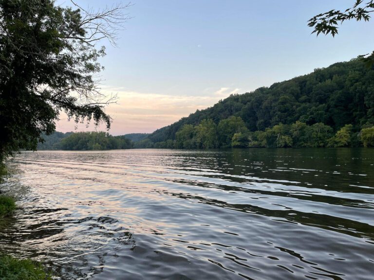 Do Rivers Go Through Water Turnover Like Lakes do in Spring and Fall?