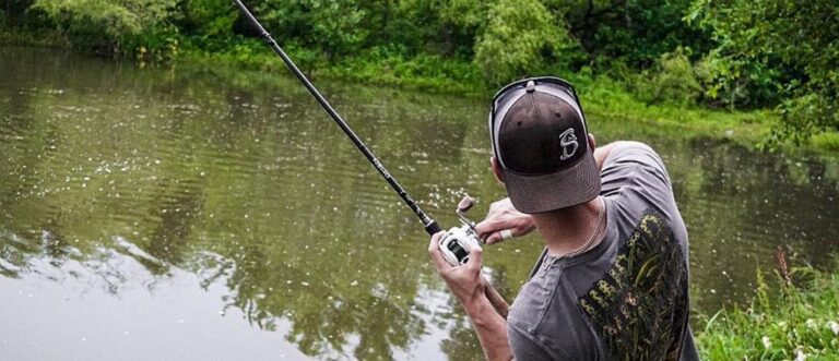 How to Break Down a Pond When Fishing from the Banks?🌳🎣🏞️