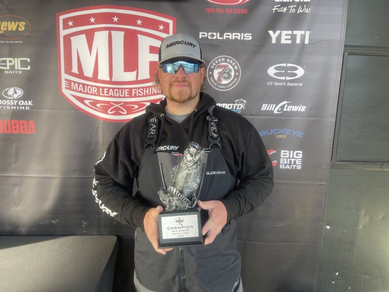 Oologah’s Roberts Lands His ‘Fish Trophy’ With Win at Phoenix Bass Fishing League Event at Grand Lake