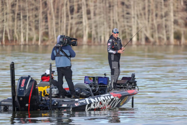 Dustin Connell Wins Group B Qualifying Round at B&W Trailer Hitches Stage One at Toledo Bend Presented by Power-Pole