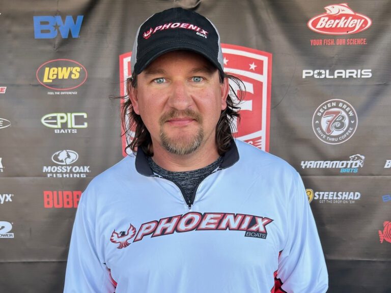 Gurdon’s Swayze Throws Biffle Bug to Earn Victory at Phoenix Bass Fishing League Event at Greers Ferry