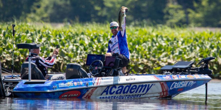 Jacob Wheeler Leads After Hot Start at MLF Bass Pro Tour General Tire Stage Six at James River