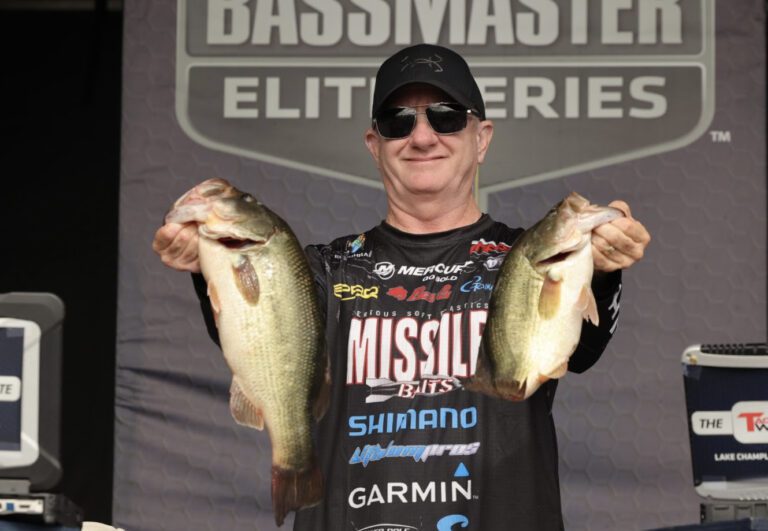 Largemouth lead Loughran to Day 3 lead at Bassmaster Elite at Lake Champlain