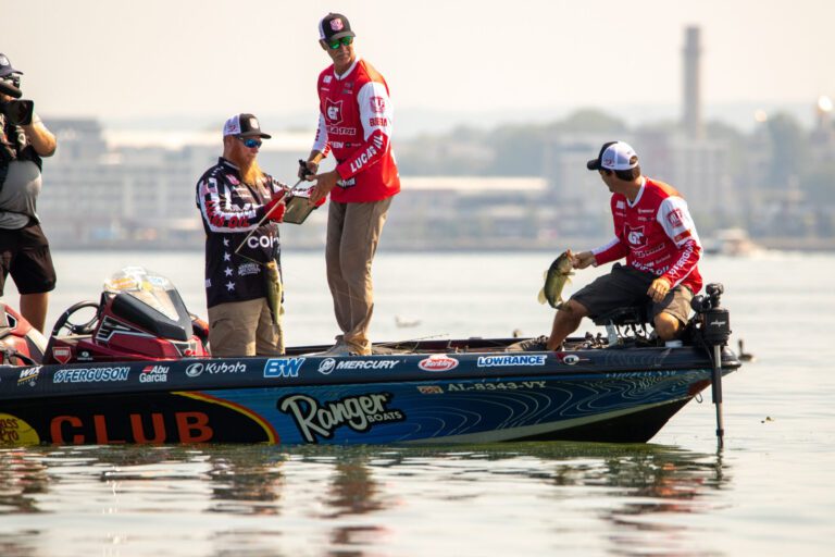 Floyd/Morgan and Gill/Stefan Advance after Day 1 Elimination Round at General Tire Team Series B&W Trailer Hitches Challenge Cup Presented by Toyota