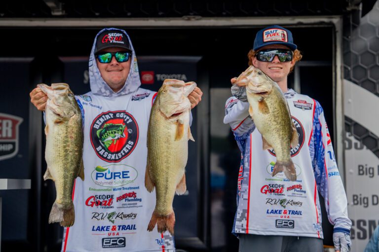 Right bites produce early lead at Bassmaster High School National Championship