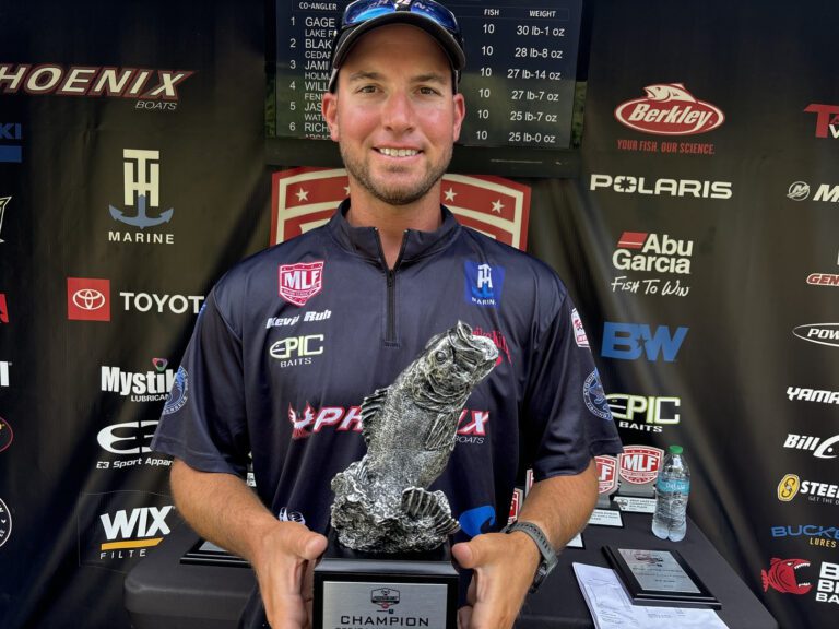 Onalaska’s Ruh Has Big Second Day to Win Phoenix Bass Fishing League Super Tournament at Mississippi River in La Crosse