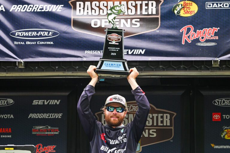 Stahl claims narrow win in Bassmaster Open at Mississippi River