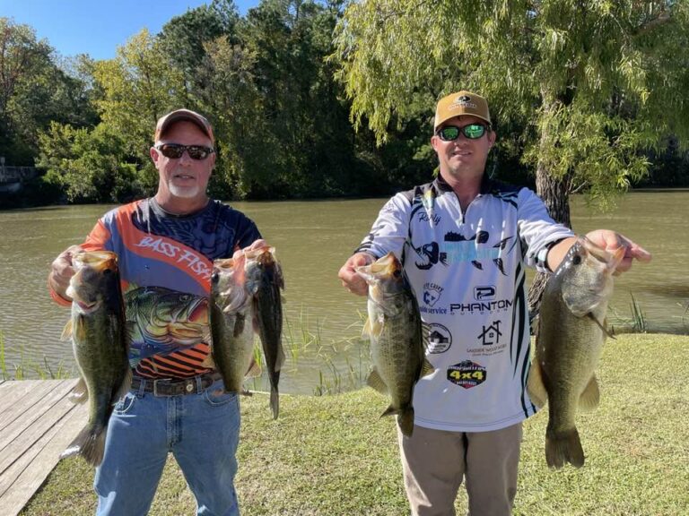 Randy Gibson & Jeremy Hernandez win CATT Cooper River with 5 bass weighing 14.45 lbs