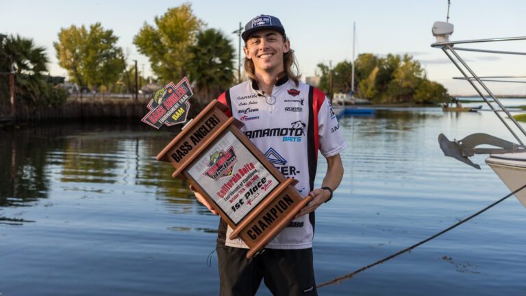 Luke Johns Triumphs as BAM Pro Tour Champion