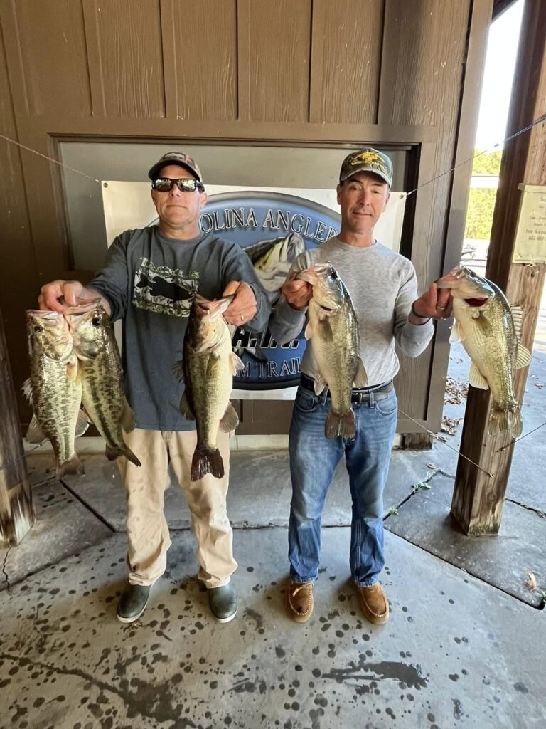 Brian Scott & Brad Beatson win CATT Santee Cooper with 5 bass weighing 17.45 lbs!