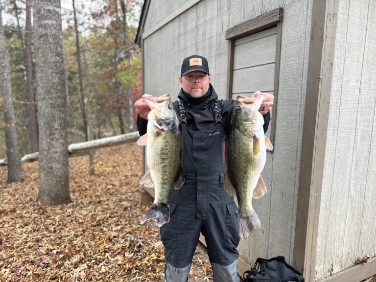 Dennis Stump Wins CATT BassKings SML with 22.95lbs