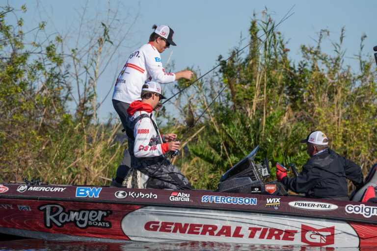 Gill/Robinson and Lane Bros. Advance to Championship Round at General Tire Team Series Bass Pro Shops Summit Cup