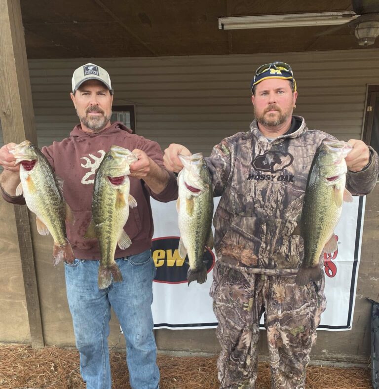 Craig & Tim Haven win CATT Lake Wateree with 5 bass weighing 18.63 lbs