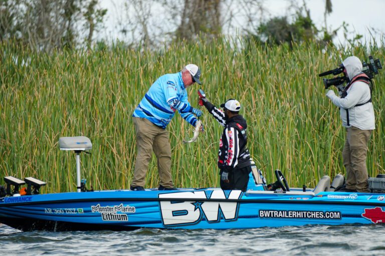 Mark Davis Tops Knockout Round at MLF Bass Pro Tour Suzuki Marine Stage 2 at Harris Chain of Lakes