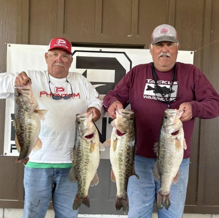 Ken Ellis & Chuck Howard win CATT Santee Cooper with 5 bass weighing 36.69 lbs