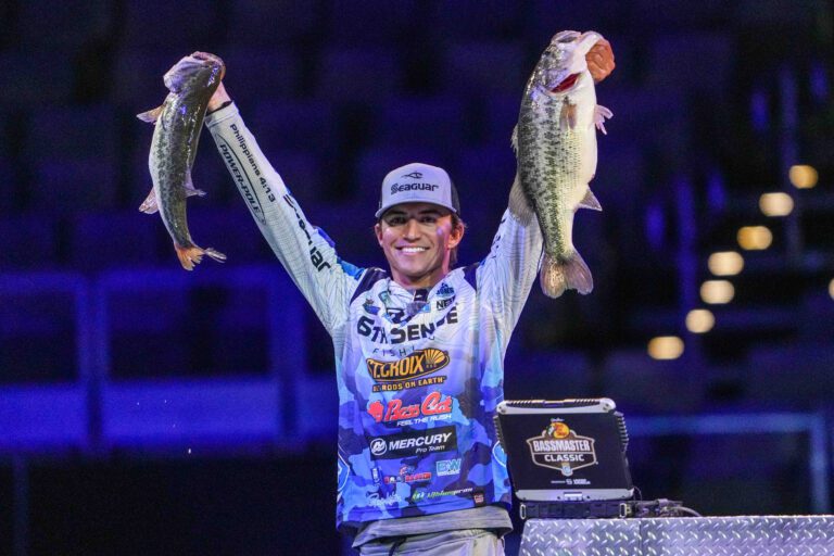 McKinney overcomes early nerves to take Day 1 Classic lead