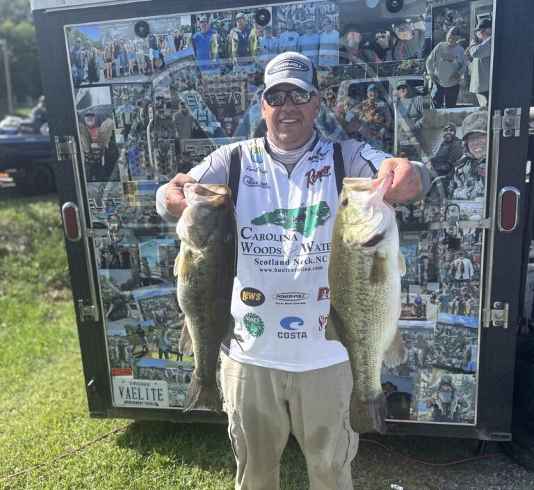 Powell Kemp Wins VA Elite 70 Alpha Series on Smith Mountain Lake with 21.75 lbs