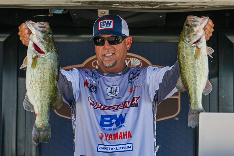 Veteran angler Russ Lane tops field after Day 1 at Tombigbee River