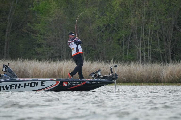 Hometown Favorite Chris Lane Takes Lead at Major League Fishing’s Bass Pro Shops REDCREST 2025 at Lake Guntersville