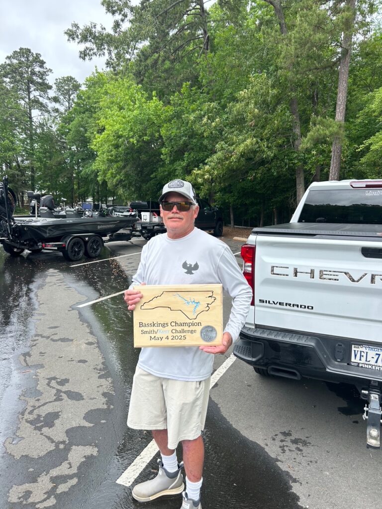 Marty Warren Wins CATT Smith Mountain Lake BassKings