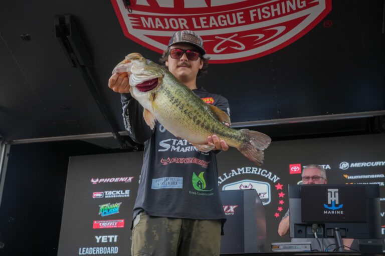 Georgia’s Buddy Benson Boats 9-6 Kicker to Vault into lead on Day 1 of 42nd Annual Phoenix BFL All-American on Lake Hamilton