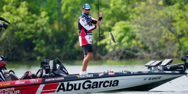 Justin Lucas Tops Qualifying Round at MLF Bass Pro Tour O’Reilly Auto Parts Stage 4