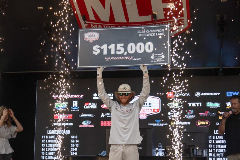 Rookie Pro Banks Shaw Wins Tackle Warehouse Invitational Stop 4 at Pickwick Lake