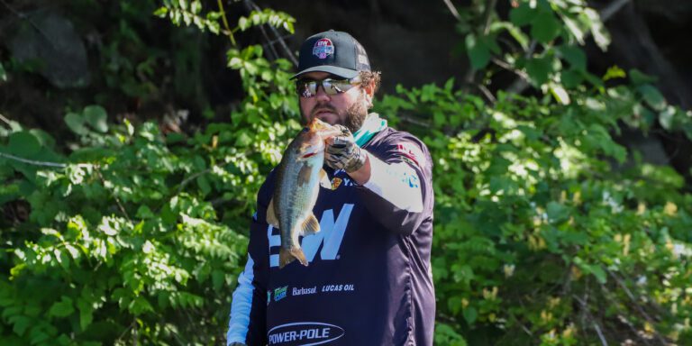 Michael Neal Tops Qualifying Round for Group A, Hatfield Earns $10K Big Bass Award at Major League Fishing’s B&W Trailer Hitches Heavy Hitters on Smith Mountain Lake