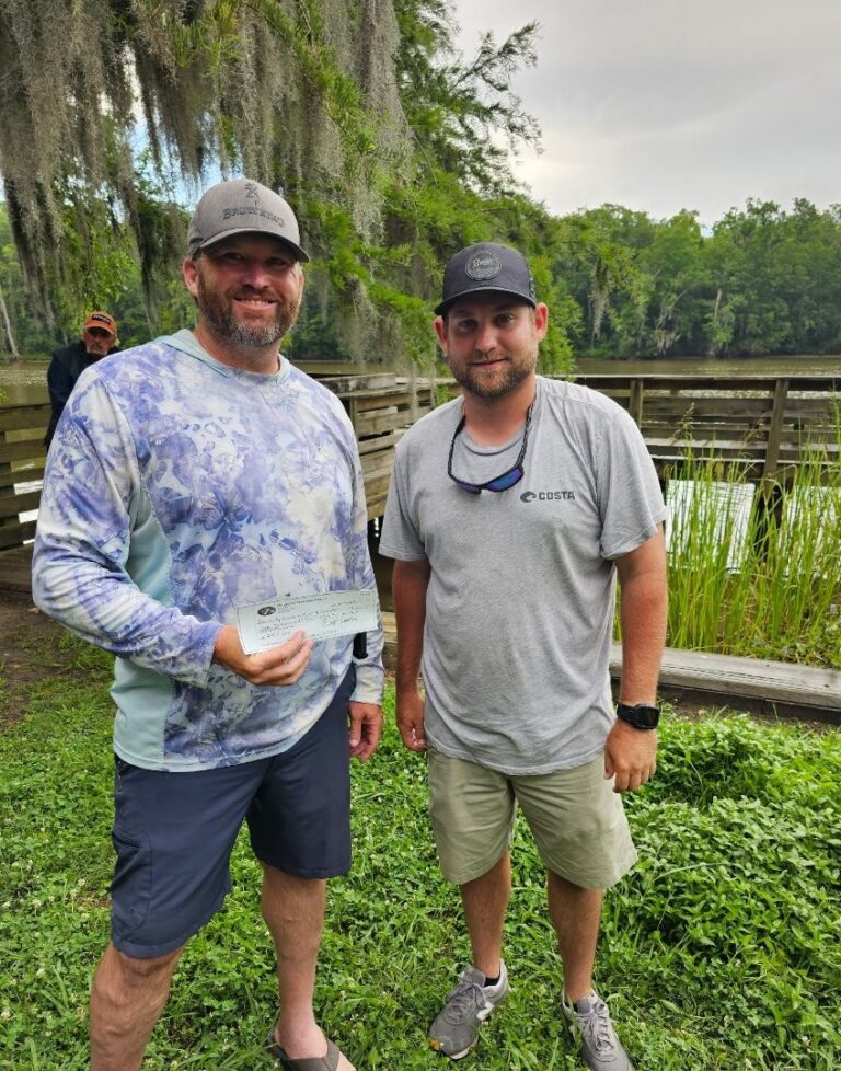 Brody Brown & Carl Whittington win the CATT Neuse River Spring Final with 5 bass weighing 21.27 lbs!