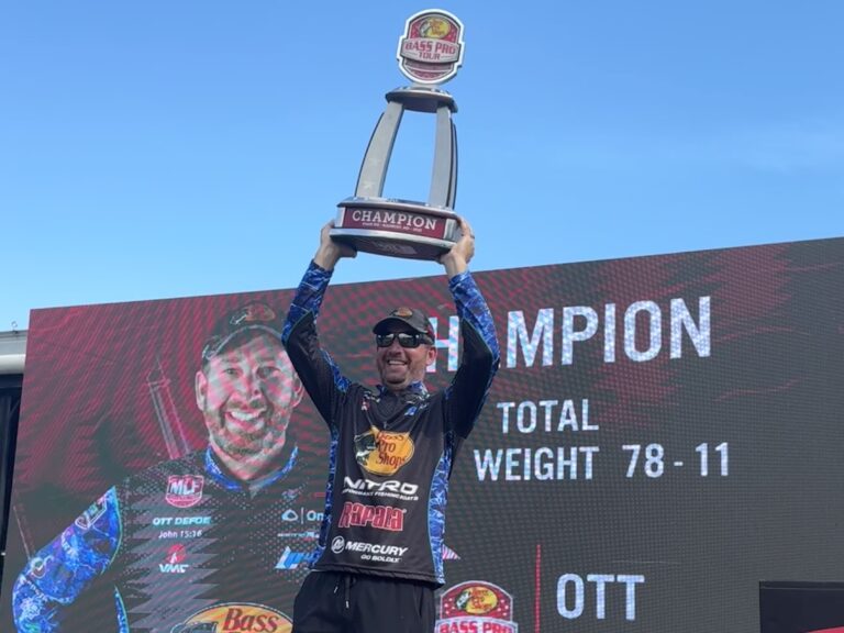 How DeFoe Got the Win on the Potomac River at MLF Bass Pro Tour