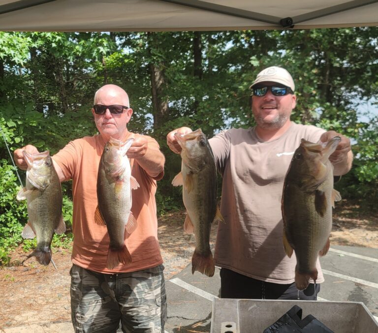 Tyler Trent and Ricky Trent win CATT Old North Falls Lake, NC with 21.18 lbs bag and a nice kicker fish of 6.22lbs!