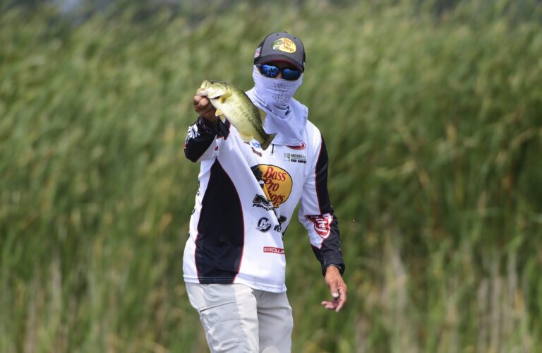Evers Wins Qualifying Round, Wheeler Clinches Fourth AOY Title atBass Pro Tour Toyota Stage 7 at Saginaw Bay