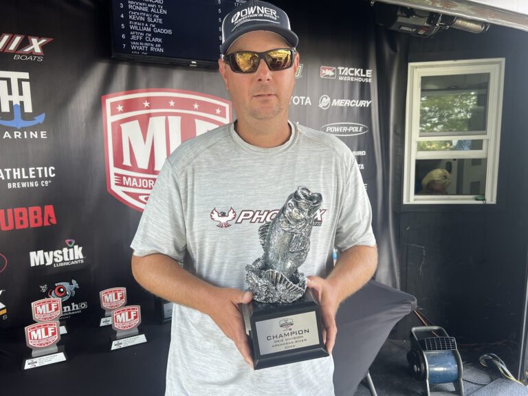 Joplin’s Kyle Kitts Earns Third Career Win at Phoenix Bass Fishing League Event at Arkansas River