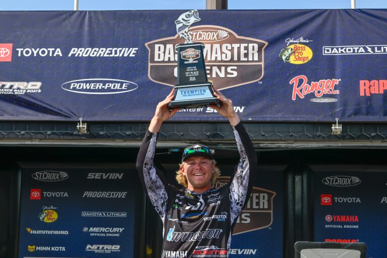 Long reach leads Howell to Bassmaster Open win at Leech Lake